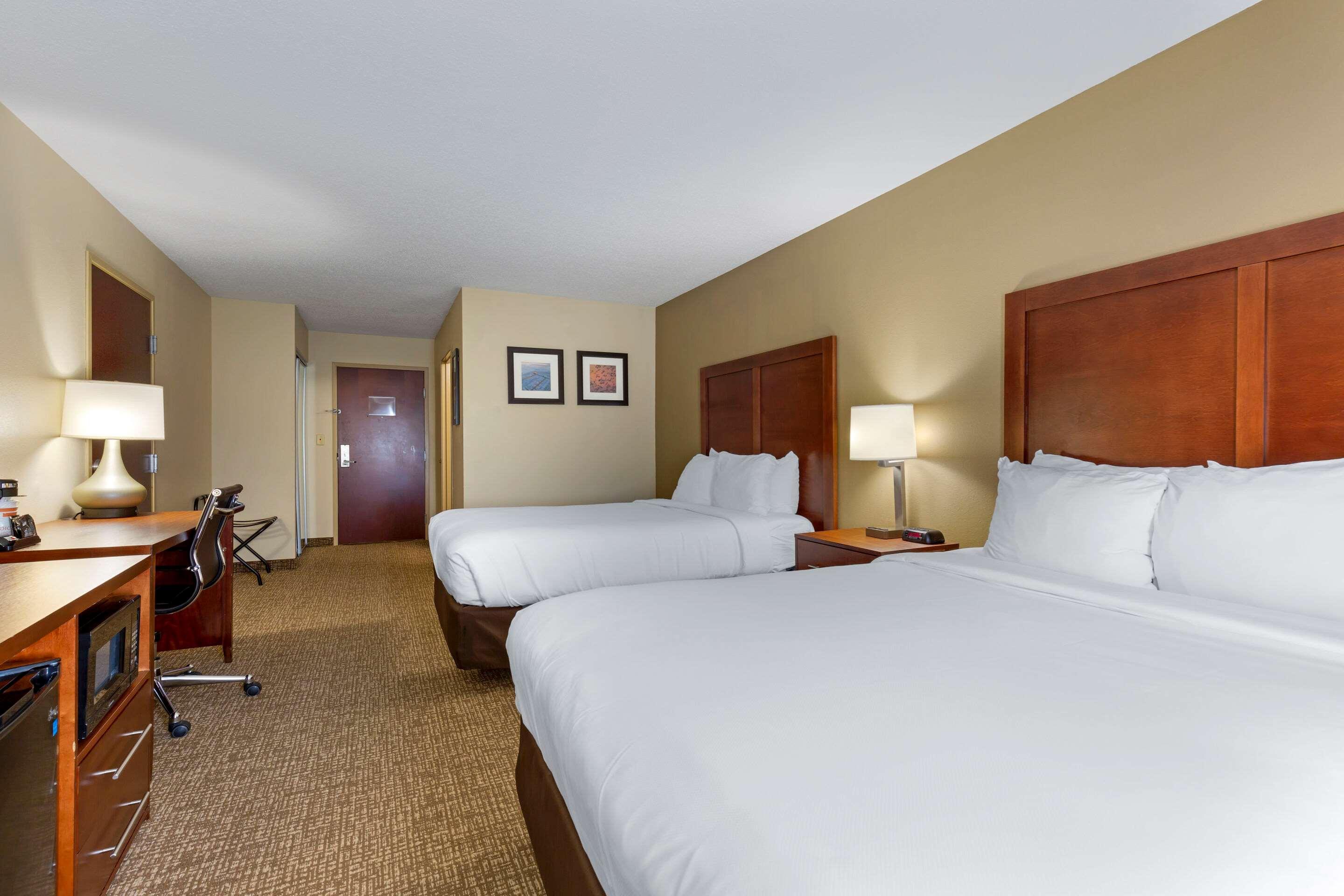 Comfort Inn & Suites Cambridge Eksteriør bilde