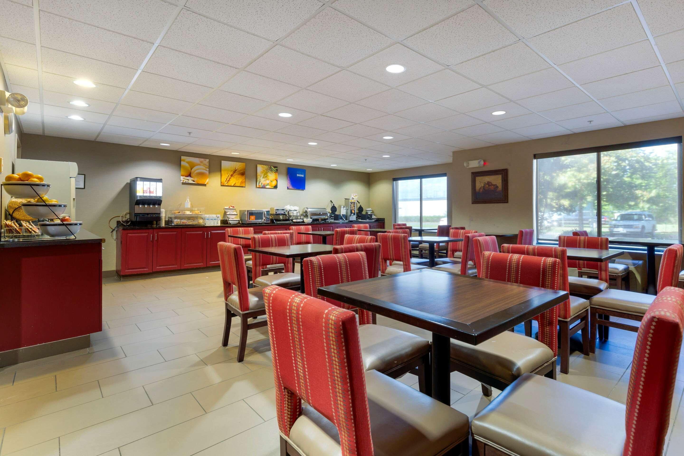 Comfort Inn & Suites Cambridge Eksteriør bilde