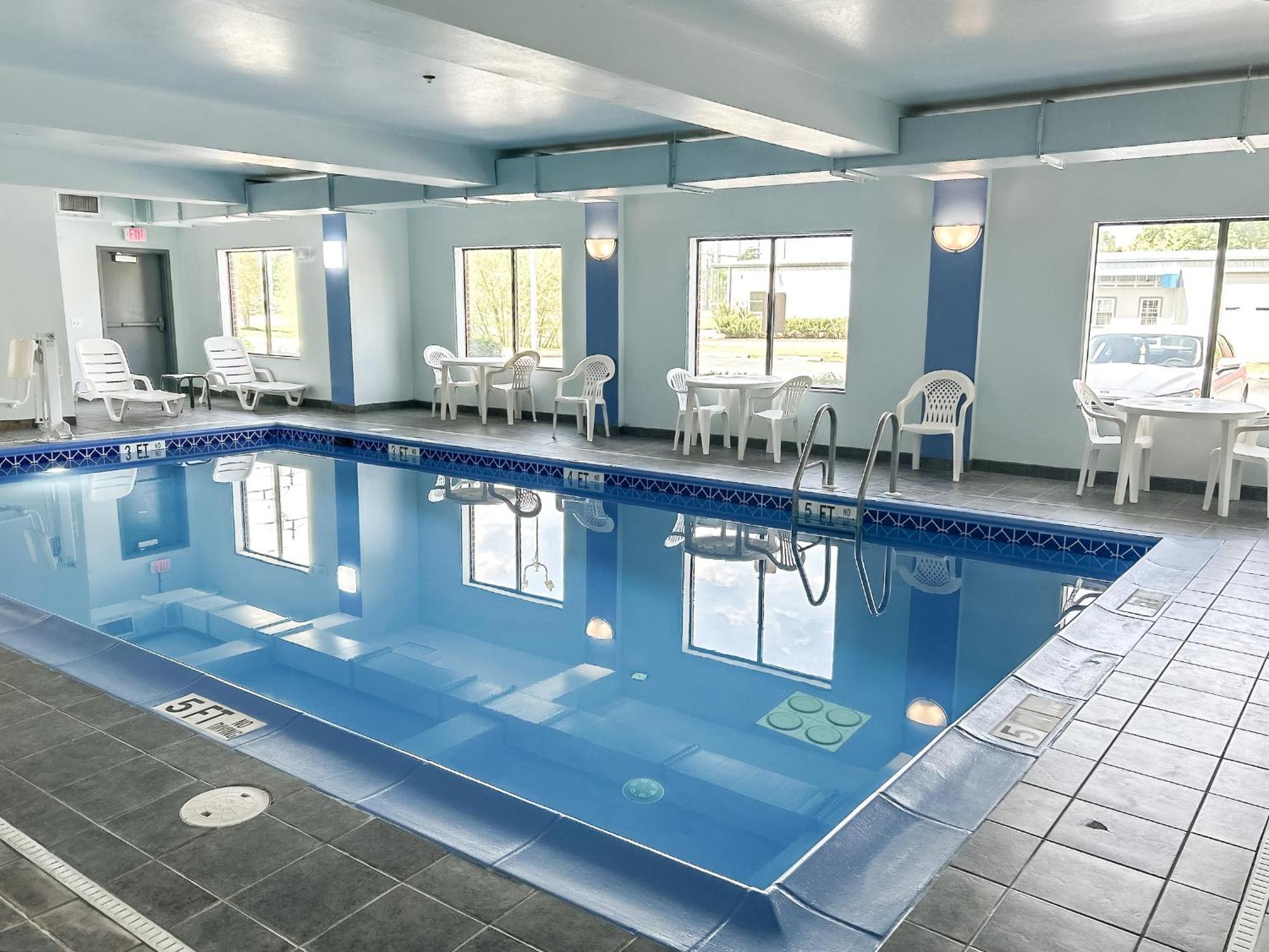Comfort Inn & Suites Cambridge Eksteriør bilde